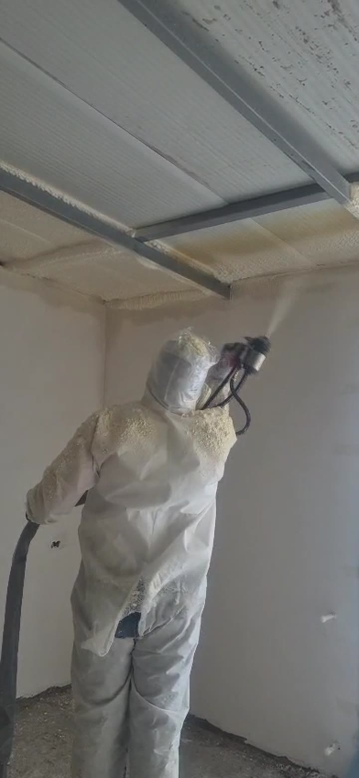 Metal Tavan Isı Yalıtımı izolasyon uygulaması
